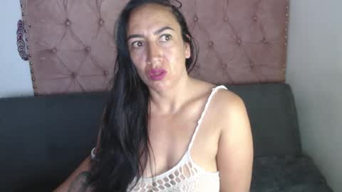 luccy online show from 06-21-26, 12:08