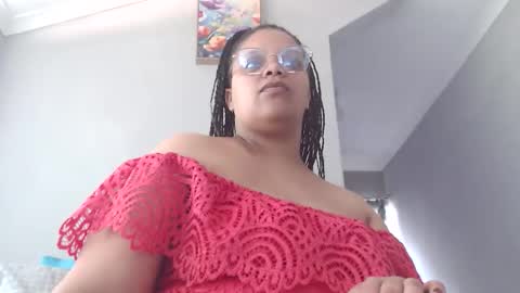 Snapshot of misslustxxx chatting on 04-28-26, 07:35 misslustxxx online show from 04-28-26, 07:35