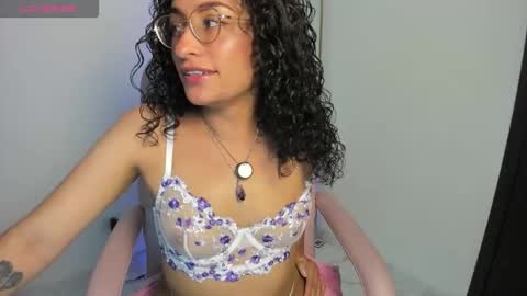 Snapshot of misslya0 chatting on 11-19-25, 07:58 misslya0 online show from 11-19-25, 07:58