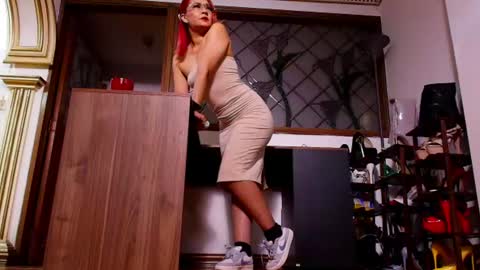 Snapshot of missmabelle_ chatting on 06-26-26, 02:16 Im Valentina online show from 06-26-26, 02:16