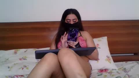 Snapshot of missmask24 chatting on 09-08-25, 02:16 Missmask24 online show from 09-08-25, 02:16