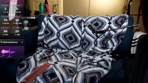 Snapshot of missmelodylane chatting on 12-26-24, 03:16 Melody Lane online show from 12-26-24, 03:16