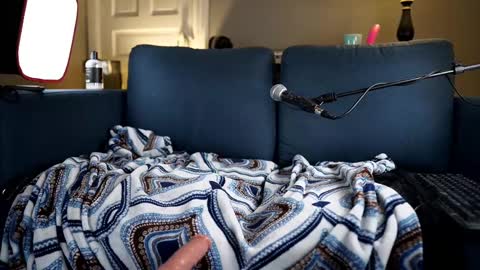 Snapshot of missmelodylane chatting on 02-12-25, 04:44 Melody Lane online show from 02-12-25, 04:44