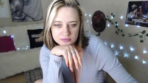 Snapshot of missmelons_ chatting on 01-29-25, 03:26 Li online show from 01-29-25, 03:26