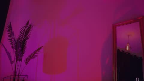 Snapshot of missmerciless chatting on 03-02-25, 09:10 LUXXANDRA online show from 03-02-25, 09:10