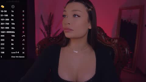 Snapshot of missmerciless chatting on 03-04-25, 07:19 LUXXANDRA online show from 03-04-25, 07:19