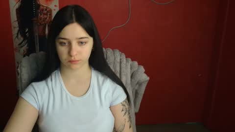 Snapshot of missmiamiss chatting on 04-26-26, 11:08 Mia online show from 04-26-26, 11:08