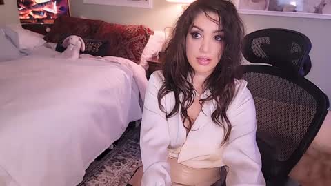 Snapshot of missmina chatting on 01-17-25, 02:39 Mina online show from 01-17-25, 02:39