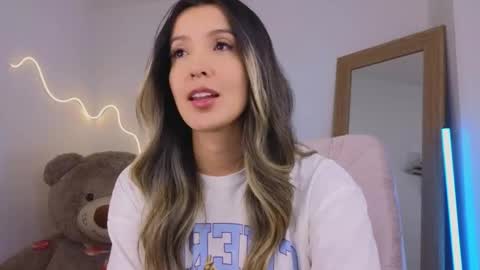 Emma Rivera online show from 05-01-26, 02:38