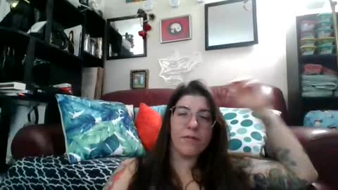 Snapshot of missmonatoyou chatting on 02-05-26, 12:59 MissMona online show from 02-05-26, 12:59