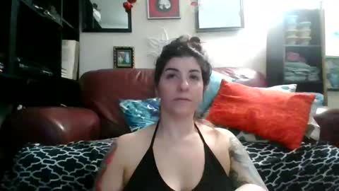 Snapshot of missmonatoyou chatting on 02-11-26, 11:54 MissMona online show from 02-11-26, 11:54