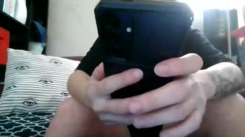 Snapshot of missmonatoyou chatting on 02-24-26, 01:36 MissMona online show from 02-24-26, 01:36