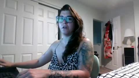 Snapshot of missmonatoyou chatting on 06-23-26, 10:13 MissMona online show from 06-23-26, 10:13