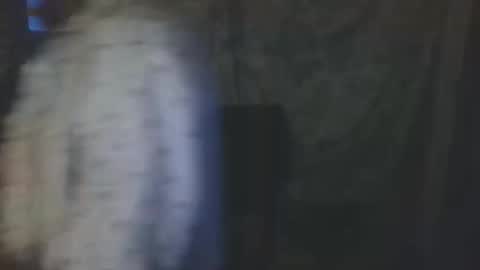 Snapshot of missmoonmagic13 chatting on 11-17-25, 02:28 Maxxx online show from 11-17-25, 02:28