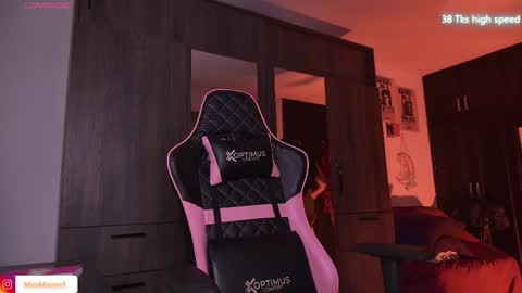 MissMoon online show from 02-01-26, 05:11