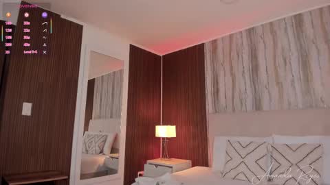 Nataly Rivas online show from 09-11-25, 10:43