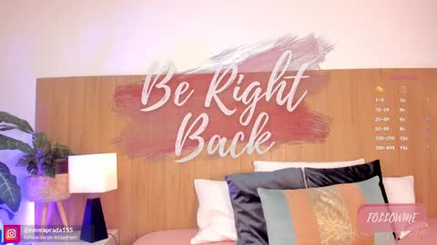 Snapshot of missprada chatting on 09-17-25, 11:45 Emma Prada online show from 09-17-25, 11:45