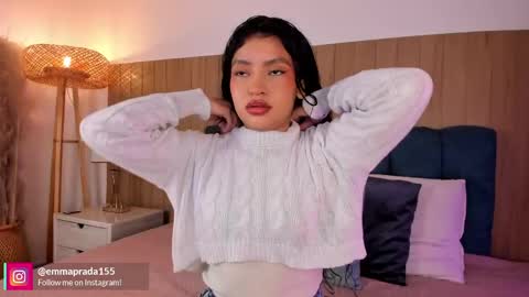 Emma Prada online show from 04-17-26, 12:19