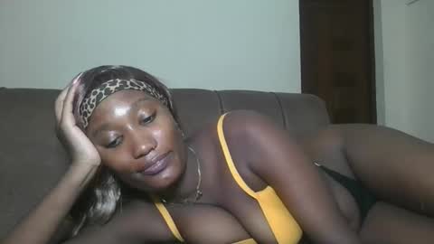 Snapshot of missprettygal chatting on 04-21-26, 08:34 pretty gal online show from 04-21-26, 08:34