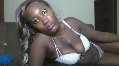 Snapshot of missprettygal chatting on 04-23-26, 02:24 pretty gal online show from 04-23-26, 02:24