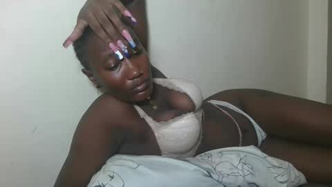 Snapshot of missprettygal chatting on 05-24-26, 06:24 pretty gal online show from 05-24-26, 06:24