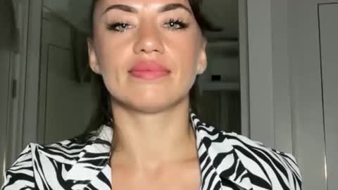 missroriann online show from 05-31-26, 04:58