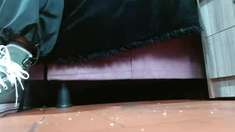 Snapshot of misssam28 chatting on 03-05-25, 06:23 TELL ME MISS online show from 03-05-25, 06:23