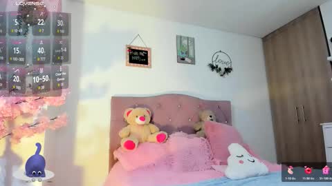 Snapshot of misssofiia_7 chatting on 02-26-26, 01:15 ... Independent model online show from 02-26-26, 01:15