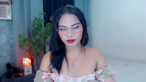 misstrishontop online show from 01-10-25, 06:28