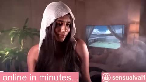 Snapshot of missvalery_1 chatting on 11-07-25, 06:52 OF online show from 11-07-25, 06:52