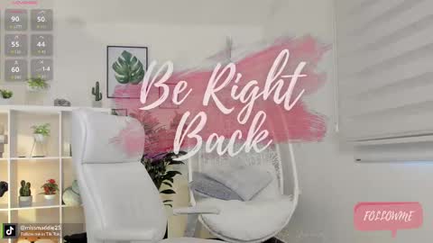 Snapshot of missvancouver_ chatting on 09-19-25, 12:39 Mafe Jimenez online show from 09-19-25, 12:39