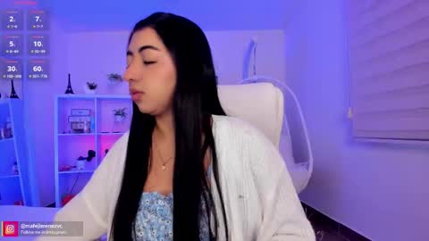 Snapshot of missvancouver_ chatting on 10-14-25, 01:34 Mafe Jimenez online show from 10-14-25, 01:34