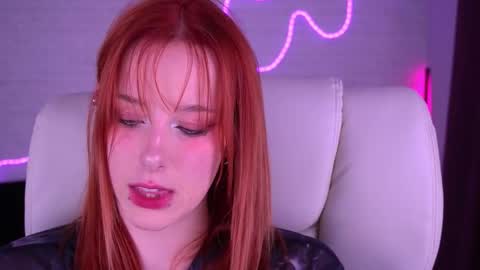 Snapshot of missvelora chatting on 11-07-25, 08:42 MissVelora online show from 11-07-25, 08:42