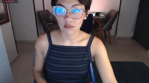 Snapshot of missvenuss chatting on 01-15-25, 03:43 IG MISSVENUSS1 online show from 01-15-25, 03:43