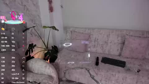 Snapshot of missweetpeach chatting on 07-04-26, 12:17 Pau OFmissweetpeach online show from 07-04-26, 12:17