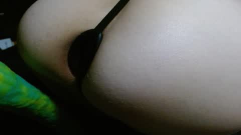 Snapshot of missy4572 chatting on 04-12-26, 04:34 Missy CD online show from 04-12-26, 04:34