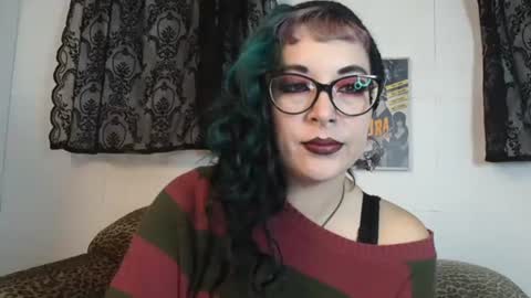 Snapshot of missy_dee chatting on 12-02-25, 07:25 Missy Dee online show from 12-02-25, 07:25