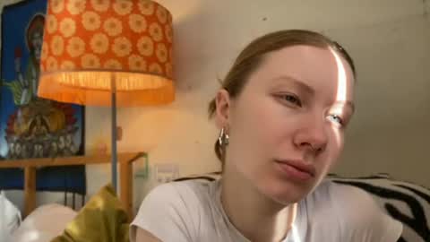 Snapshot of misszlataa chatting on 03-09-25, 08:51 Zlata online show from 03-09-25, 08:51