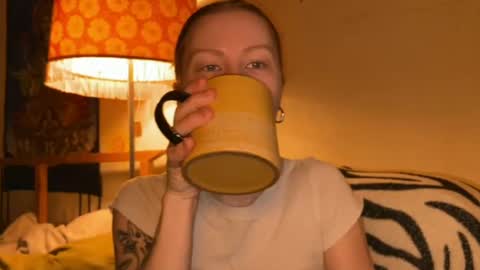 Snapshot of misszlataa chatting on 03-10-25, 03:56 Zlata online show from 03-10-25, 03:56
