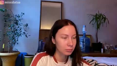Snapshot of misszlataa chatting on 11-06-25, 10:27 Zlata online show from 11-06-25, 10:27
