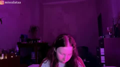 Snapshot of misszlataa chatting on 12-03-25, 06:50 Zlata online show from 12-03-25, 06:50