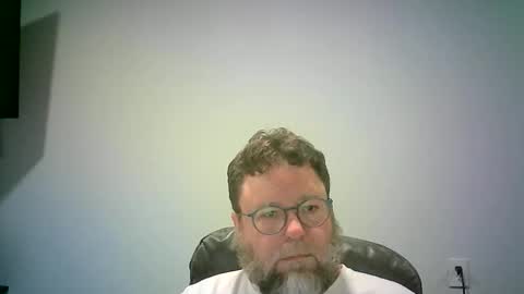 Mr. Happy online show from 12-21-25, 05:58