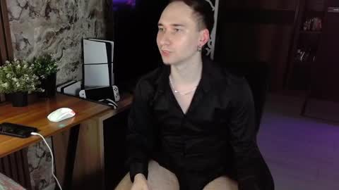 Misteryx online show from 05-18-26, 09:42