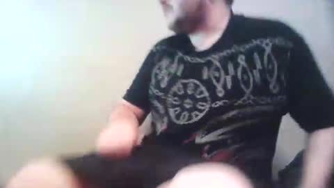 Snapshot of misterbelled chatting on 09-11-25, 03:45 misterbelled online show from 09-11-25, 03:45