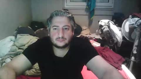 Snapshot of misterbelled chatting on 10-01-25, 04:02 misterbelled online show from 10-01-25, 04:02