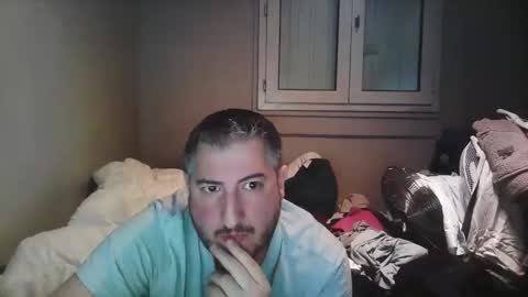 Snapshot of misterbelled chatting on 10-26-25, 09:15 misterbelled online show from 10-26-25, 09:15