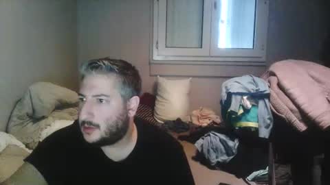 Snapshot of misterbelled chatting on 11-10-25, 02:16 misterbelled online show from 11-10-25, 02:16