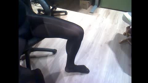 Snapshot of misterbobbyxx chatting on 05-12-26, 10:51 misterbobbyxx online show from 05-12-26, 10:51