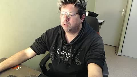 Snapshot of mistercoeur1 chatting on 01-25-25, 08:53 mistercoeur online show from 01-25-25, 08:53