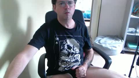 Snapshot of mistercoeur1 chatting on 04-29-26, 02:21 mistercoeur online show from 04-29-26, 02:21